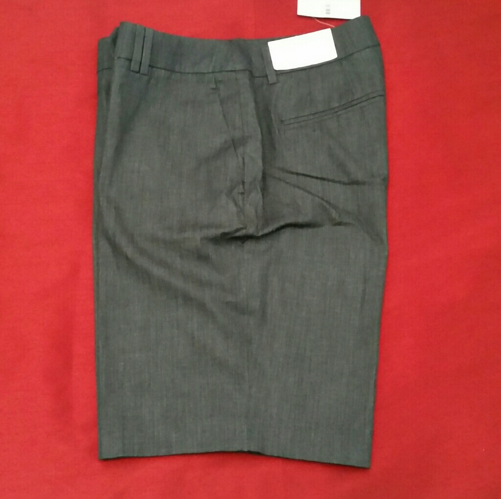 Loft - Julie Denim shorts -Size 6
